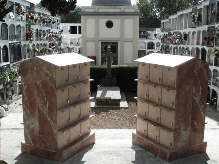 columbarios-tumbas-nichos-precocat-1